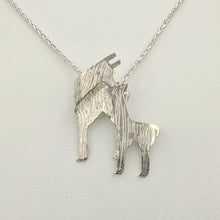 Load image into Gallery viewer, Alpaca Suri Kiss Pendan - t Sterling Silver
