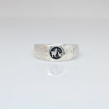 Load image into Gallery viewer, Momma Baby Cria Signet Ring in Sterling Silver - narrow width hammered texture