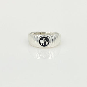 Momma Baby Cria Signet Ring in Sterling Silver - narrow width smooth texture