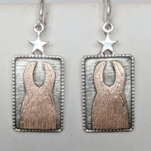 Load image into Gallery viewer,  ALSA National Show Champion Charm Earrings - National Llama Champion - Sterling Silver with 14K Rose Gold Llamas on French wires