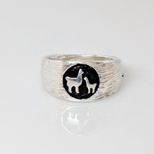 Load image into Gallery viewer, Momma Baby Cria Signet Ring in Sterling Silver - wide width fiber texture