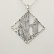 Load image into Gallery viewer, Alpaca Suri Tri-Head Pendant - Diamond shaped decorative stamped rim - Sterling Silver