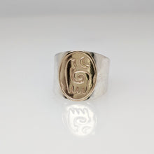 Load image into Gallery viewer, Alpaca or Llama Reflection Petroglyph Motif Ring Sterling Silver band with 14K Yellow Gold coin with moon accent icon- smooth rim