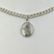 Load image into Gallery viewer, Alpaca Suri Head Open View Charm Sterling Silver