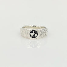 Load image into Gallery viewer, Momma Baby Cria Signet Ring in Sterling Silver - narrow width  fiber texture