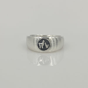 Momma Baby Cria Signet Ring in Sterling Silver -narrow width satin texture