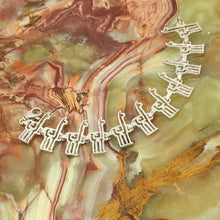 Load image into Gallery viewer, Alpaca or Llama Petroglyph Open Link Bracelet
